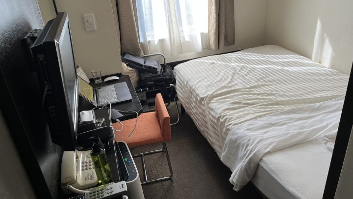 実家の子供部屋のような写真